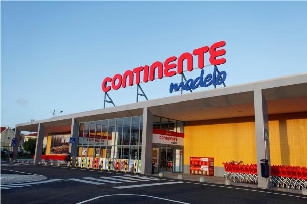 Project Four 2.0 - 4 Supermarkets Continente
