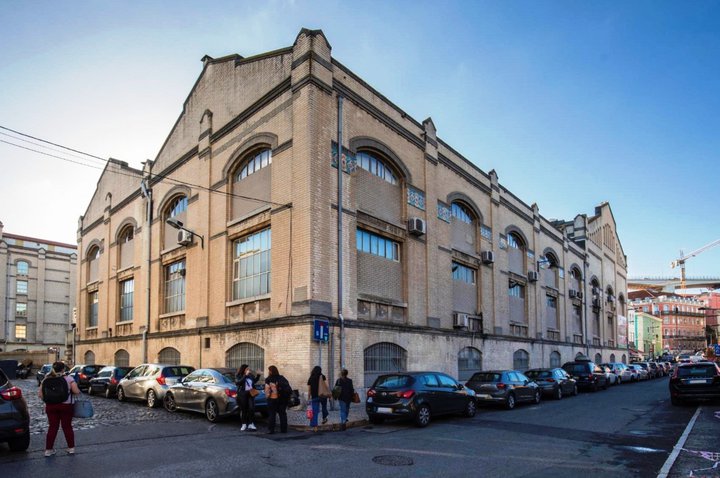 A Napolitana complex sold to international investors
