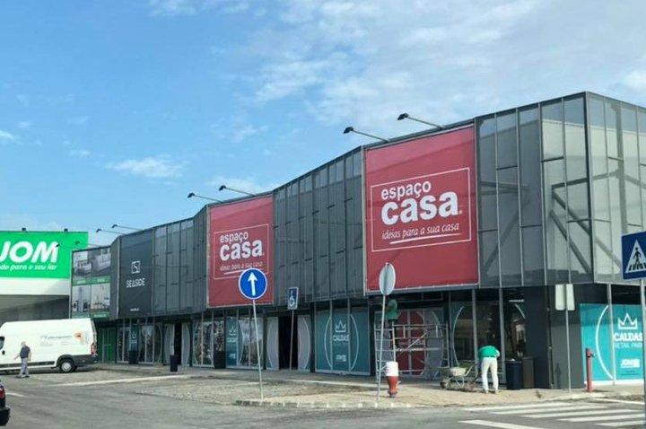 JOM purchased 3 retail assets in Portugal