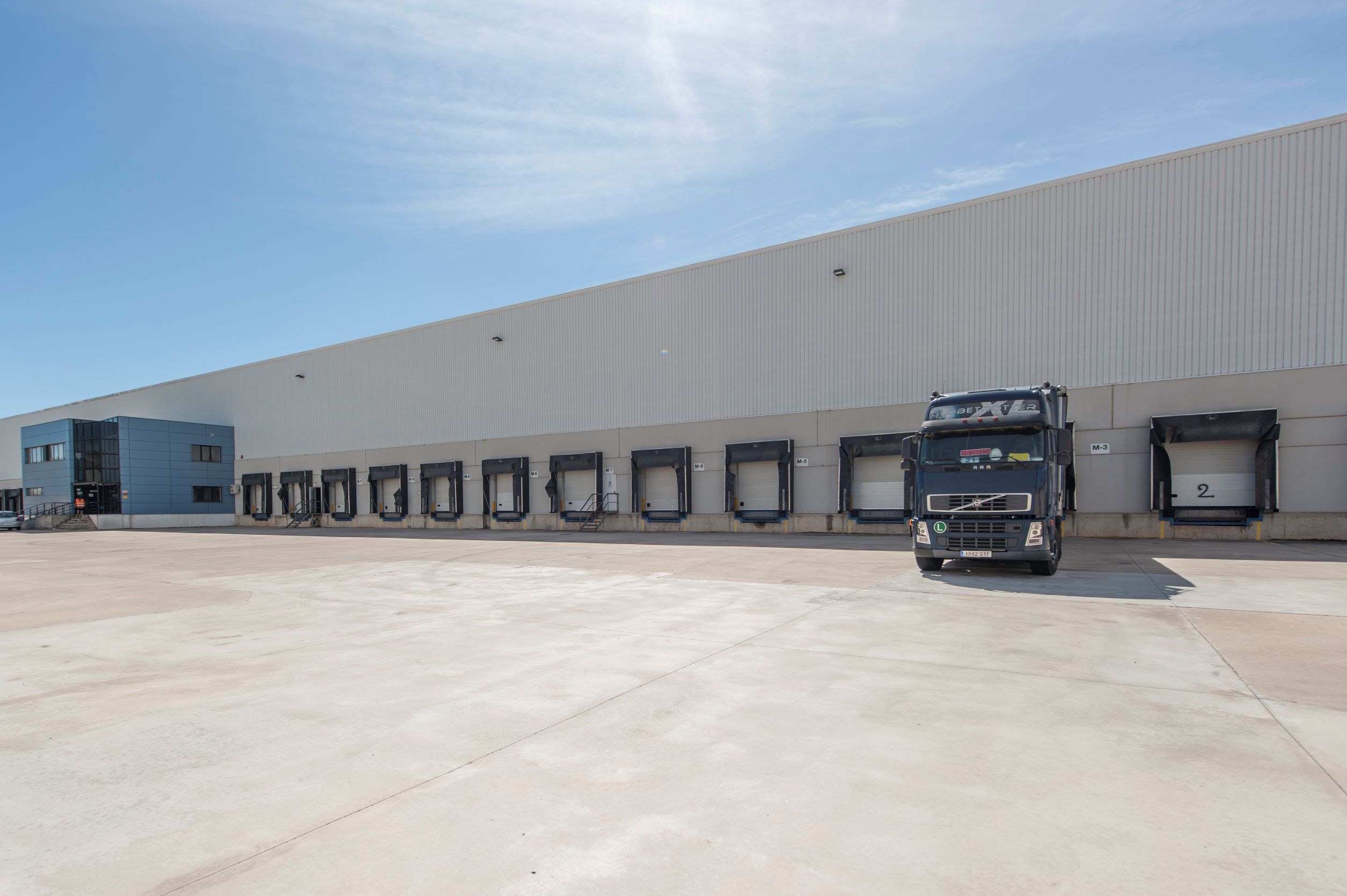 Arrow acquires a logistics facility in Madrid for €23M