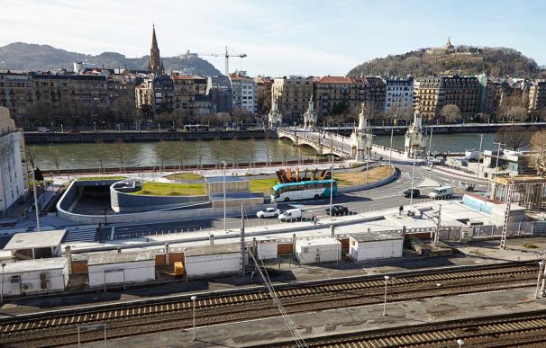 Oak Hill sells San Sebastián bus station to Azora and Caser