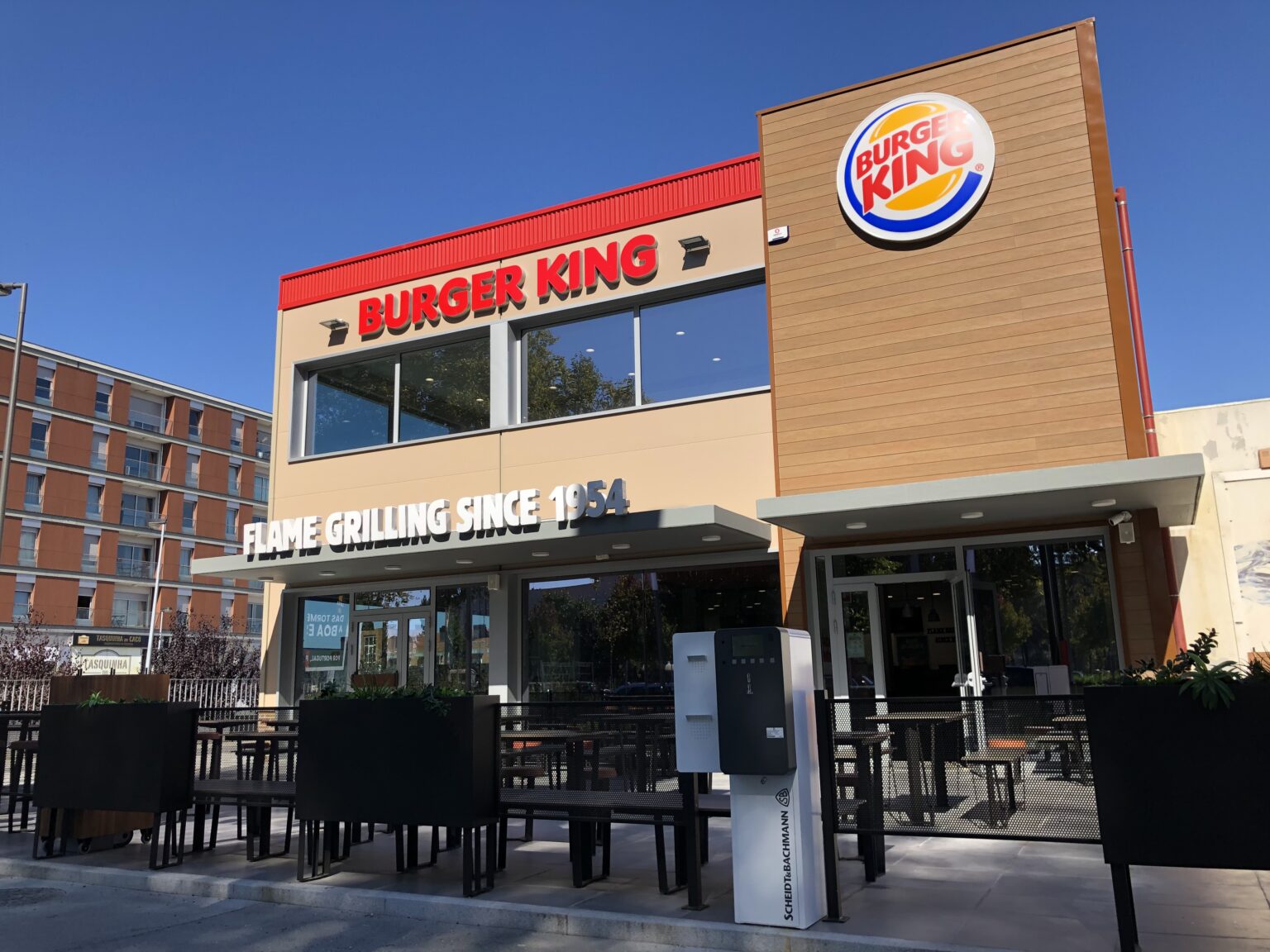 Restaurants Brands Iberia buys 158 Burger King restaurants for €260M