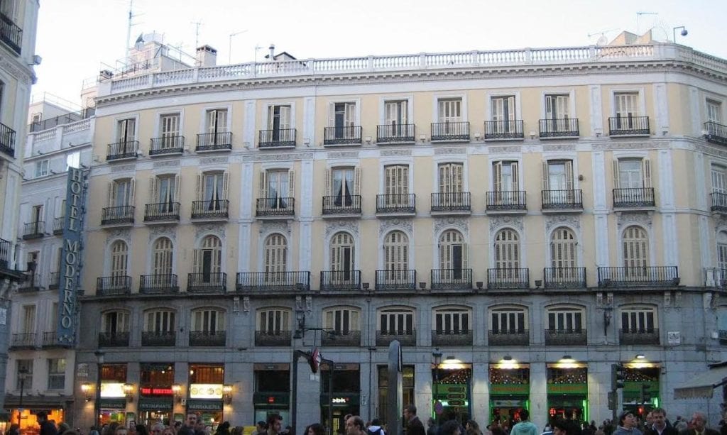 El Corte Inglés buys a building in Puerta del Sol from Kennedy Wilson