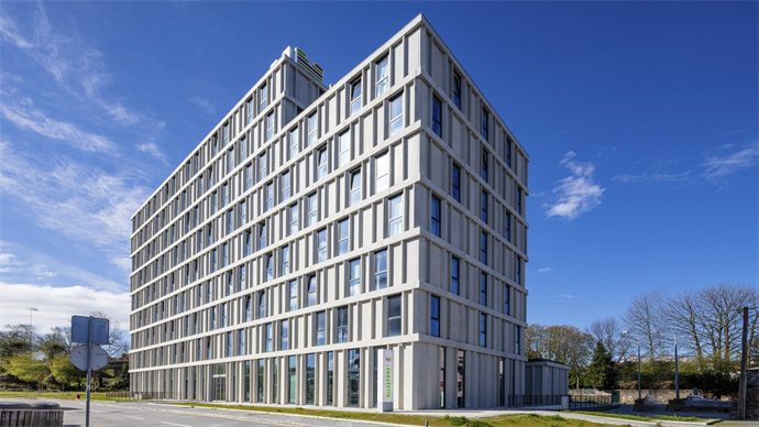 Stoneshield Capital buys two student residences in Porto for €50M