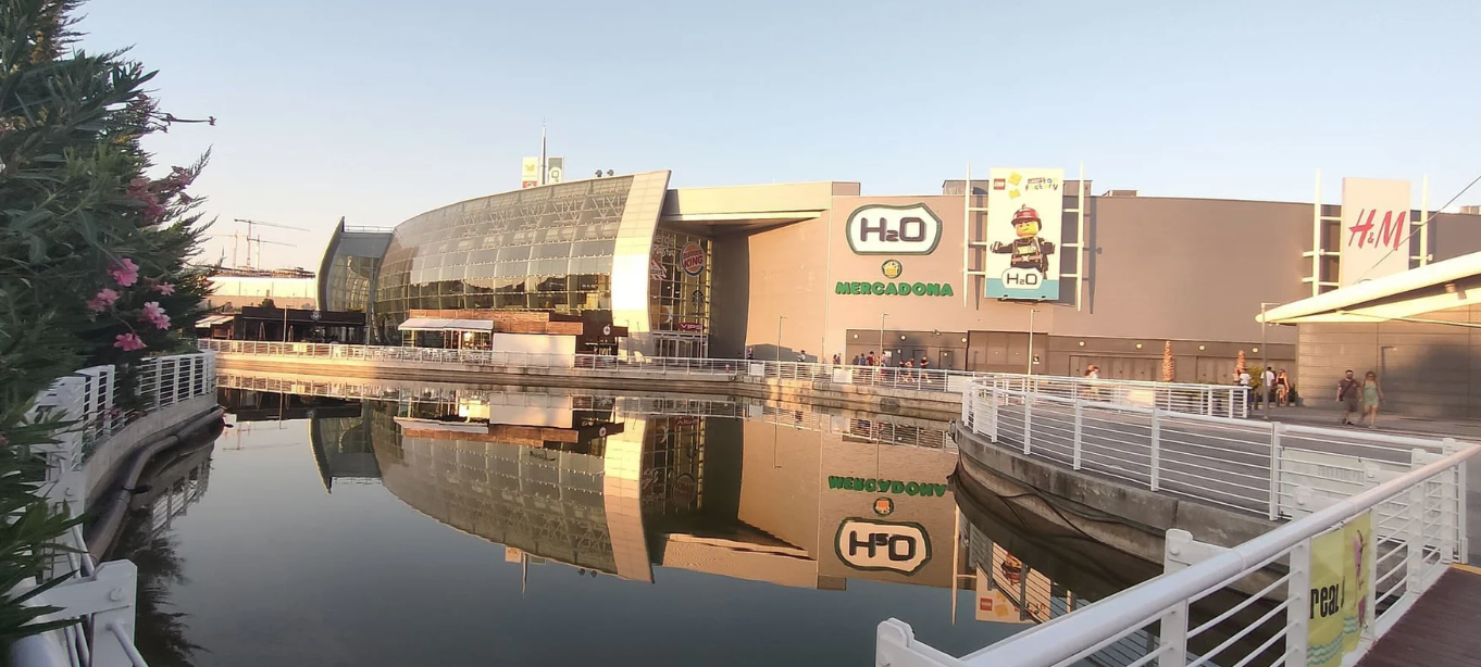 Lighthouse buys H2O shopping centre for €121M