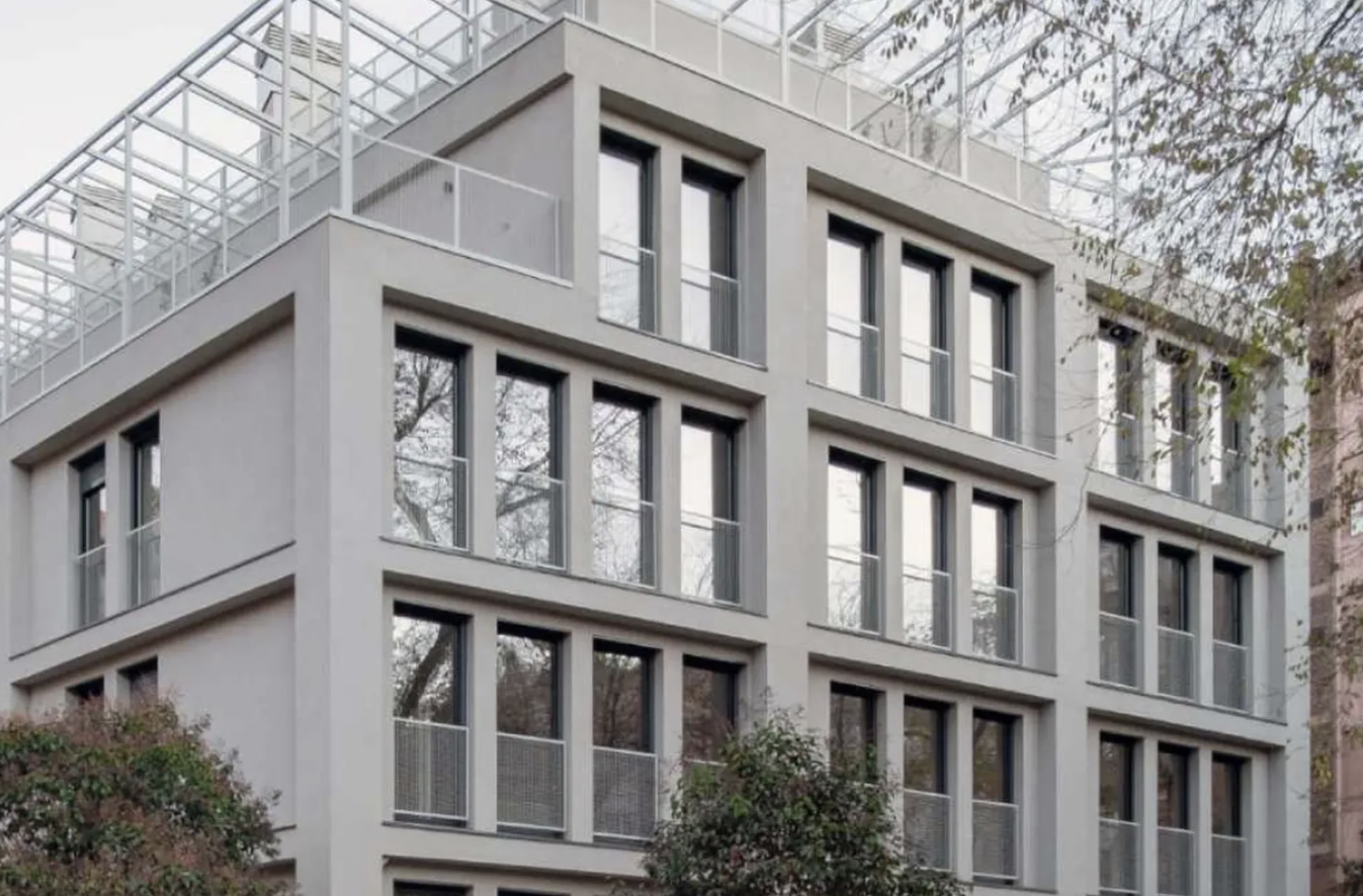 Persepolis sells a residential building in Madrid for €30M
