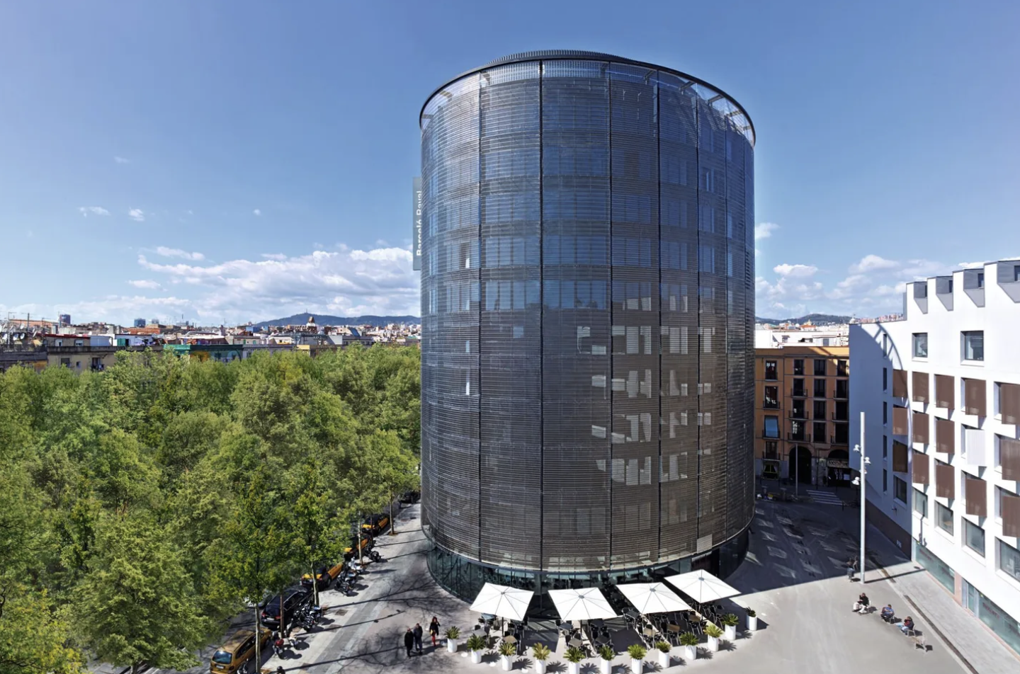Union Investment sells the Barceló Raval hotel to Real I.S.