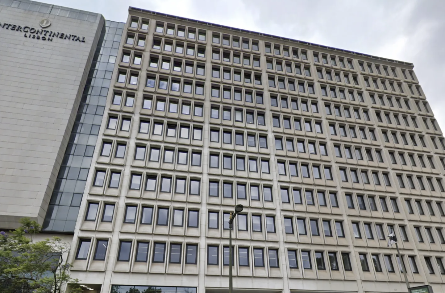 ACTIUM CAPITAL BUYS CASTILHO 165 OFFICE BUILDING FROM TRISTAN
