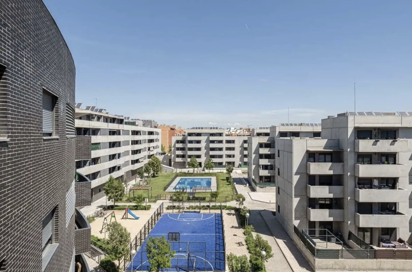 BROOKFIELD ACQUIRES FIDERE FROM BLACKSTONE FOR €1.05BN