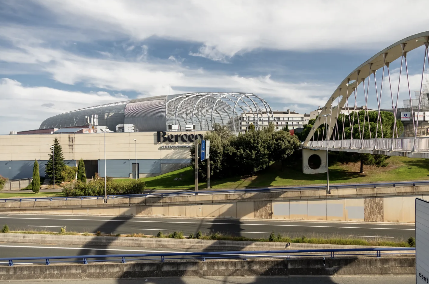 CASTELLANA PROPERTIES BUYS THE BERCEO SHOPPING CENTRE FOR €108M