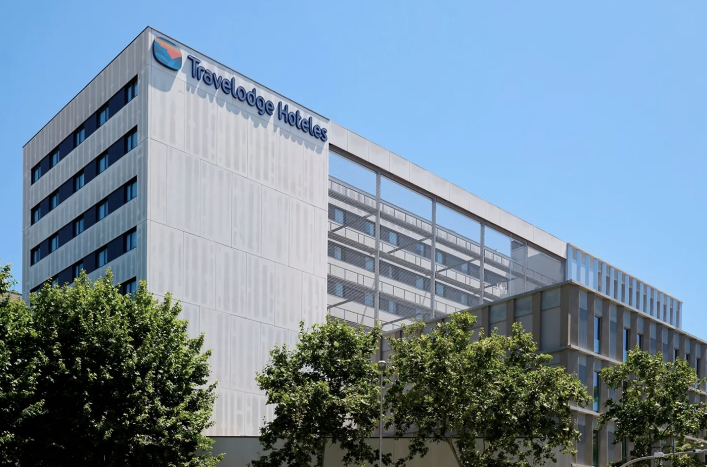 M&G BUYS HOTEL IN BARCELONA’S 22@ FOR €50 MILLION