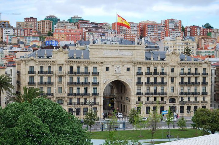 Banco Santander brings to the market a portfolio of 7.000 mortgages