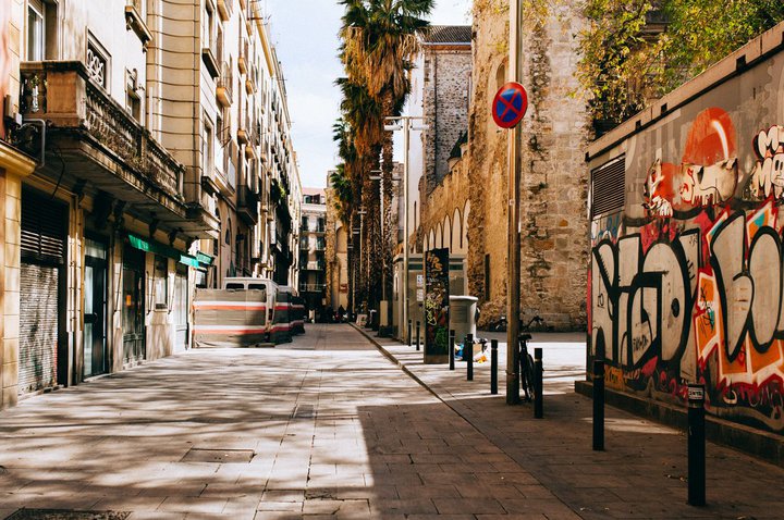 Barcelona City Council buys 20 homes for social renting for €4M