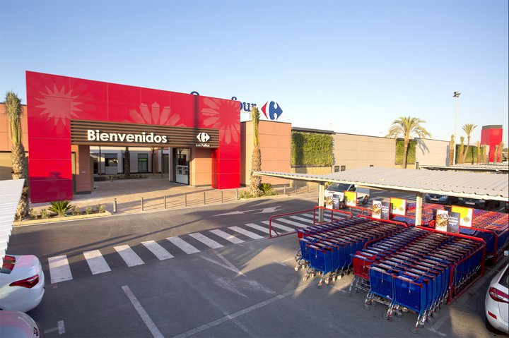 LOS PATIOS SHOPPING CENTRE, IN MALAGA