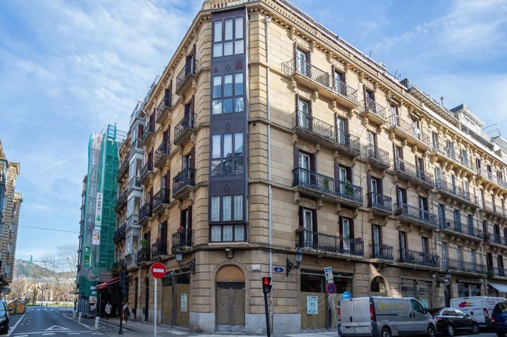 A private investor buys premises in Donostia for more than €1.5M