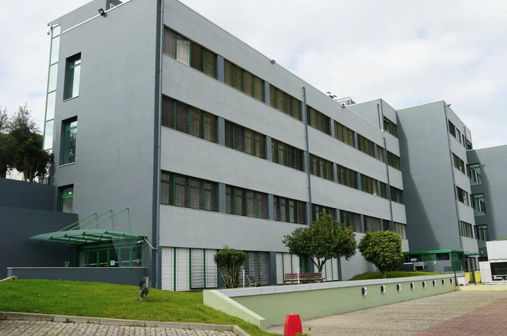 Portuguese family office buys old pharmaceutical headquarters in Carnaxide