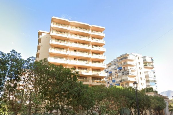 Javisol sells an apartment building in Fuengirola to Ornir Inversiones