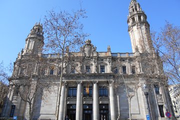Correos is negotiating the sale of its historic headquarters in Barcelona