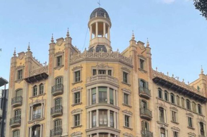 AX Partners acquires a building on Barcelona's Diagonal Avenue