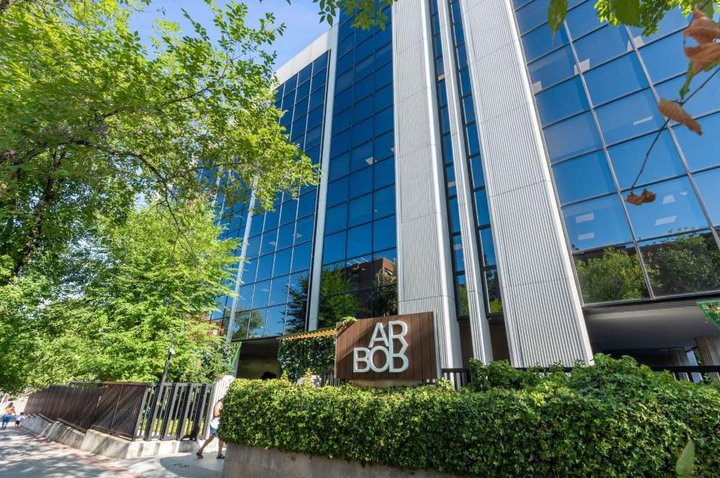 Ibervalles buys an office building in Madrid for €40M