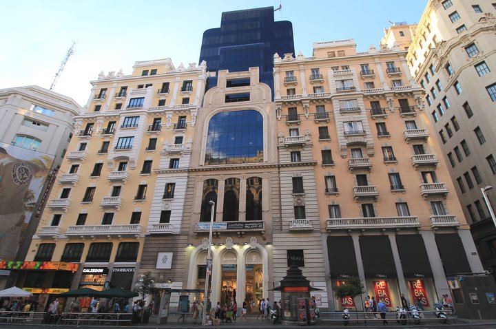 Thor Equities Group rents premises to Nike on Madrid's Gran Via