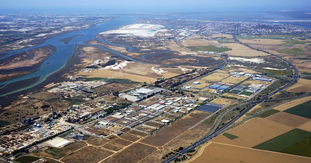 SEPES puts more than 330,000 sqm of logistics land up for sale Iberian Property