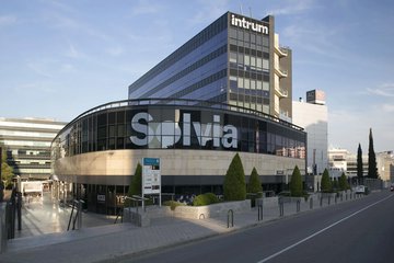 Intrum completes the acquisition of Solvia from Banco Sabadell