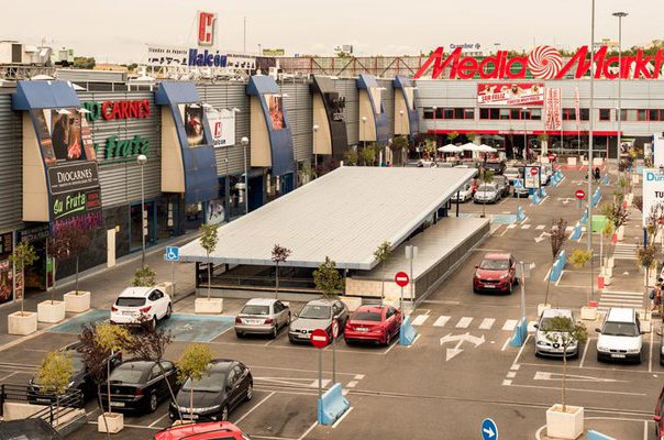 Lar España sells two retail parks for more than €129M