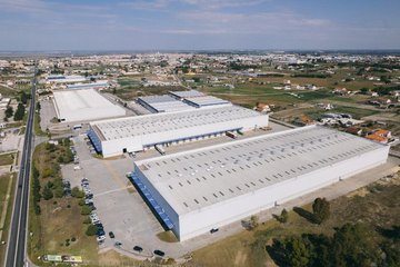 Bedrock and Europi buy three logistics warehouses in Porto Alto for €10M