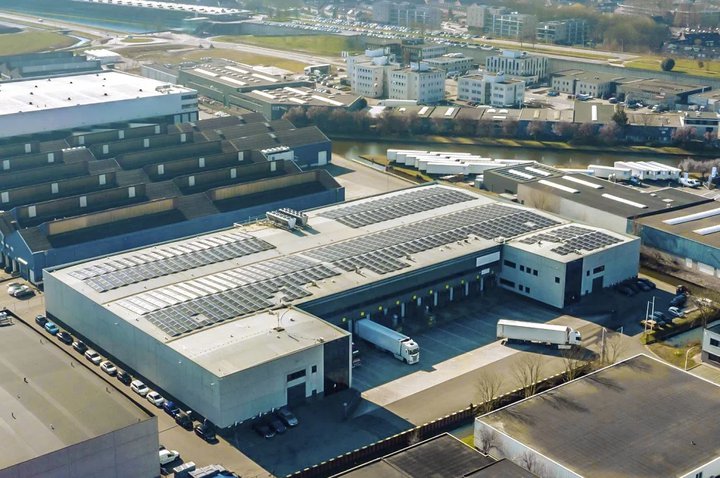 Prologis acquires portfolio of 128 buildings and six new developments