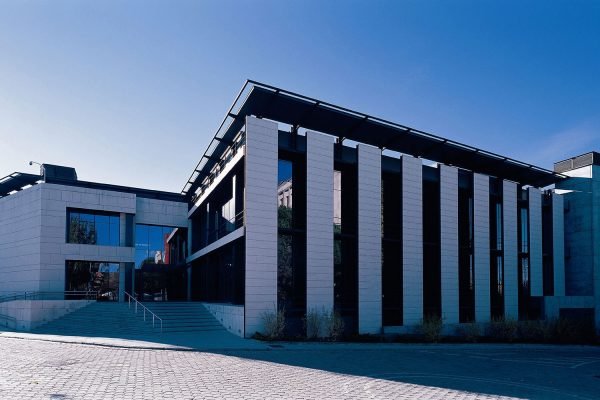 IBA Capital reaches an agreement with Dia to expand its logistics network in Spain