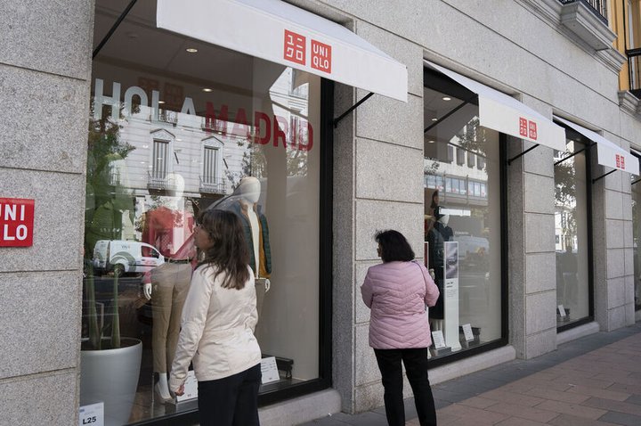 Axa is negotiating with Uniqlo to open a "Flagship" in Gran Vía