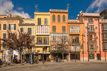 Aberdeen acquires a building of 121 dwellings in Mallorca