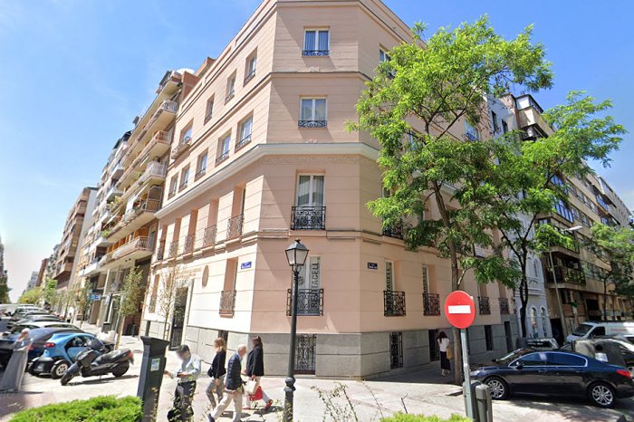 Almagro concludes the year’s first purchases: 5 units in Madrid