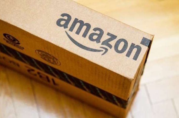 Amazon places its Barcelona's logistics center on the market 