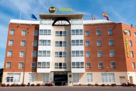 B&B Hotels sell 8 units to the  Corum AM fund