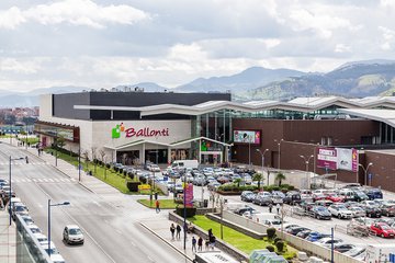 Deka Inmobilien sells Ballonti shopping centre
