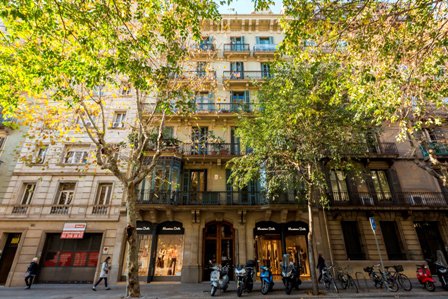 Canadian investor acquires the Vinçon building in Barcelona 