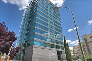 Invesco sells Torre Spínola for €52M to Grupo HNA