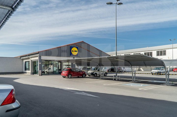 Lidl in Lucena was sold for €1.75M