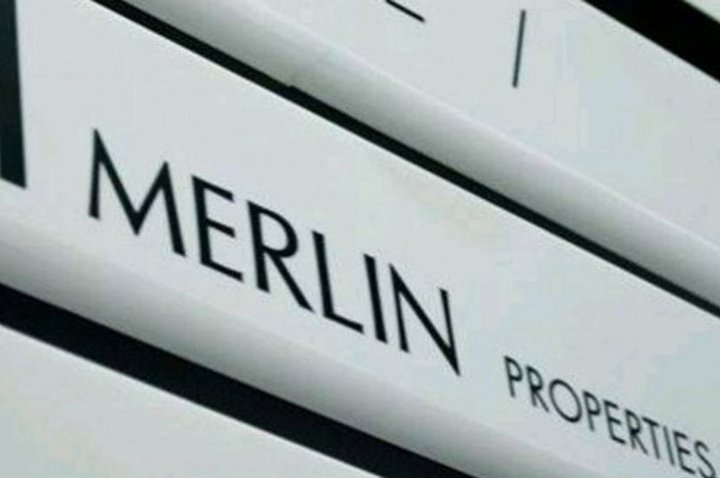 Merlin starts renegotiating its banking debt