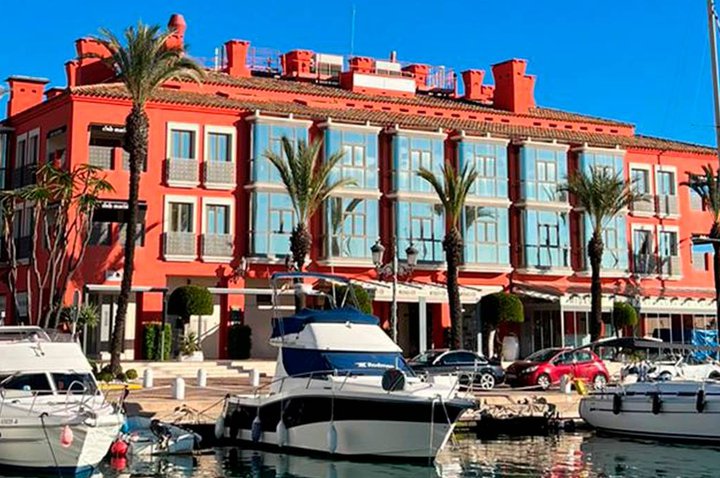 Messi's hotel chain buys its sixth hotel in Cádiz