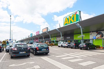 Mitiska REIM buys Blackstone retail park portfolio in Portugal