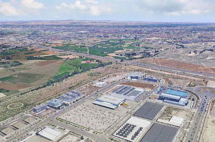 Panattoni develops 2 logistic projects