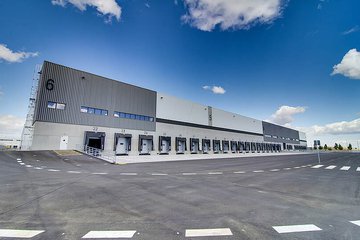 Patrizia buys 4 Madrid logistics assets under development for €50M