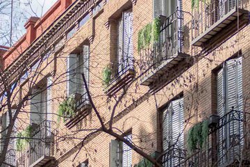 Persépolis sells a residential building in Atocha to a private investor