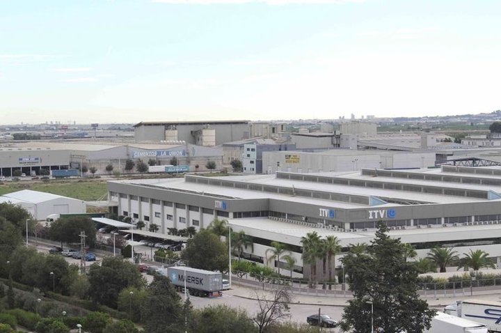 TH Real Estate purchases a logistic platform occupied by Carrefour in Ribarroja