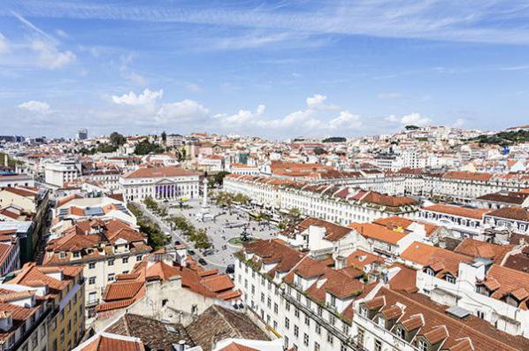 Bain Capital debuts in Portuguese market