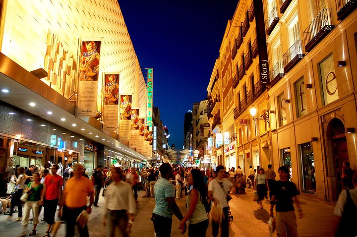 Spanish cities head the list of the busiest retail streets in Europe
