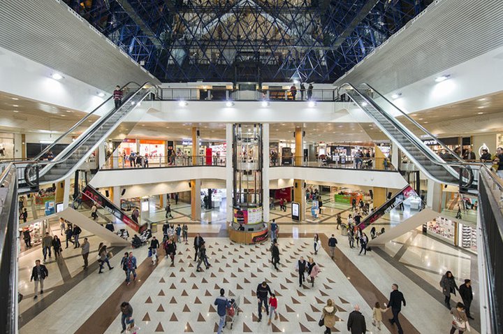 SONAE SIERRA AND PETER KORBAČKA BUY THREE SPANISH SHOPPING CENTRES FOR €485M